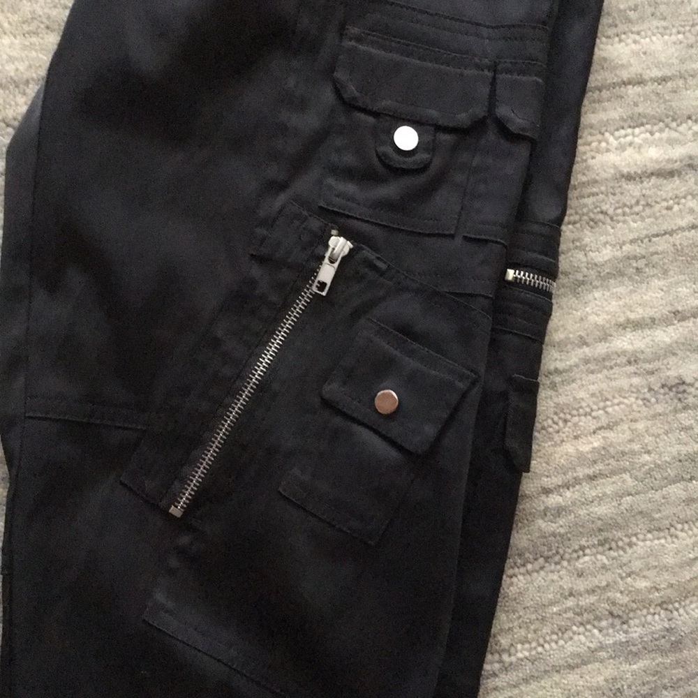 Cache Black Capris - image 5